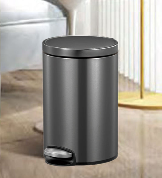 Soft-Close Step Trash Bin – Elegant & Functional Design