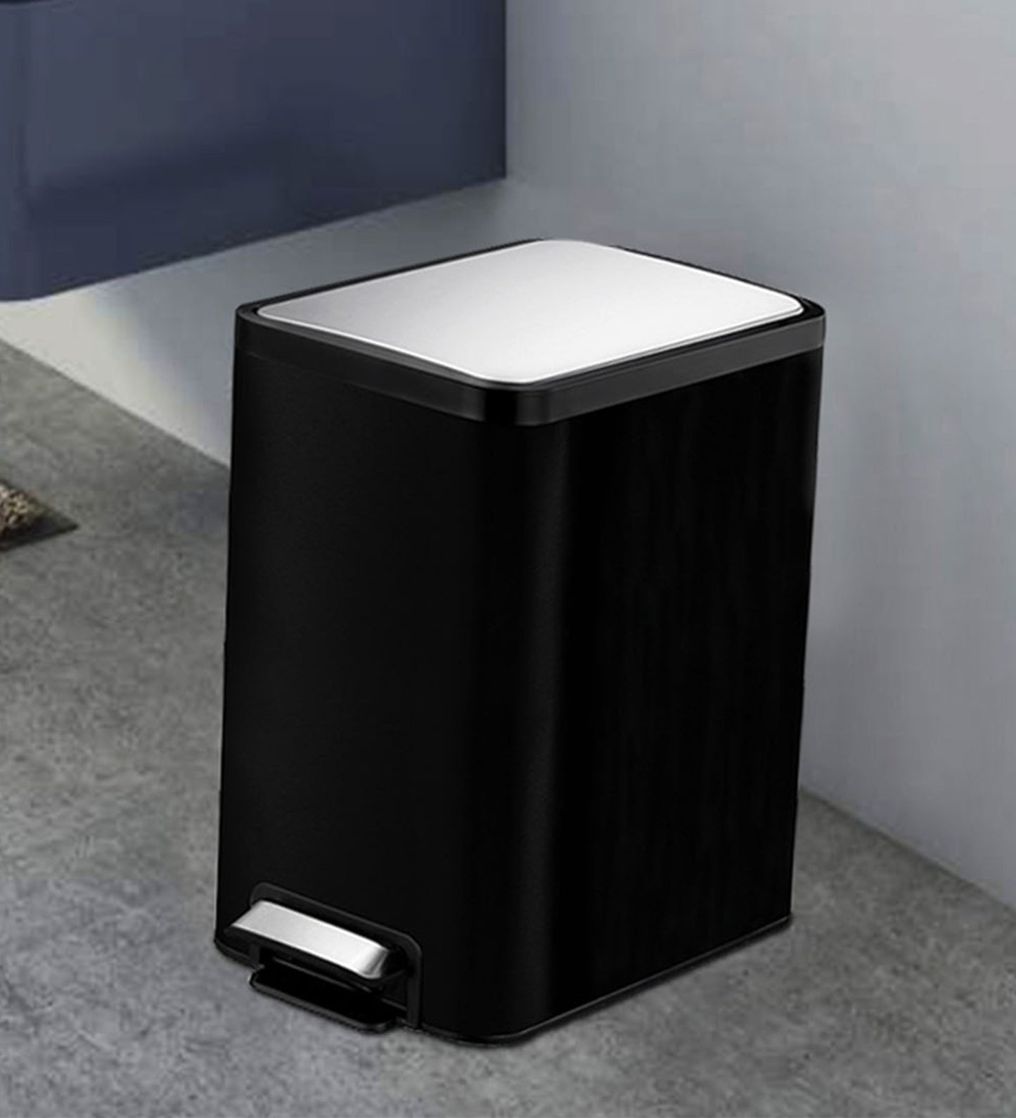 Slim Pedal Bin with Fingerprint-Resistant Coating – Space-Saving & Durable