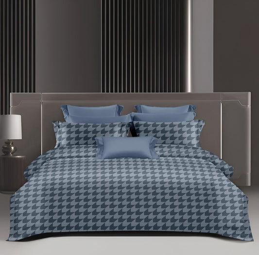 King Size 210 TC Cotton Bedsheet Set with Pillow Covers – Houndstooth Pattern