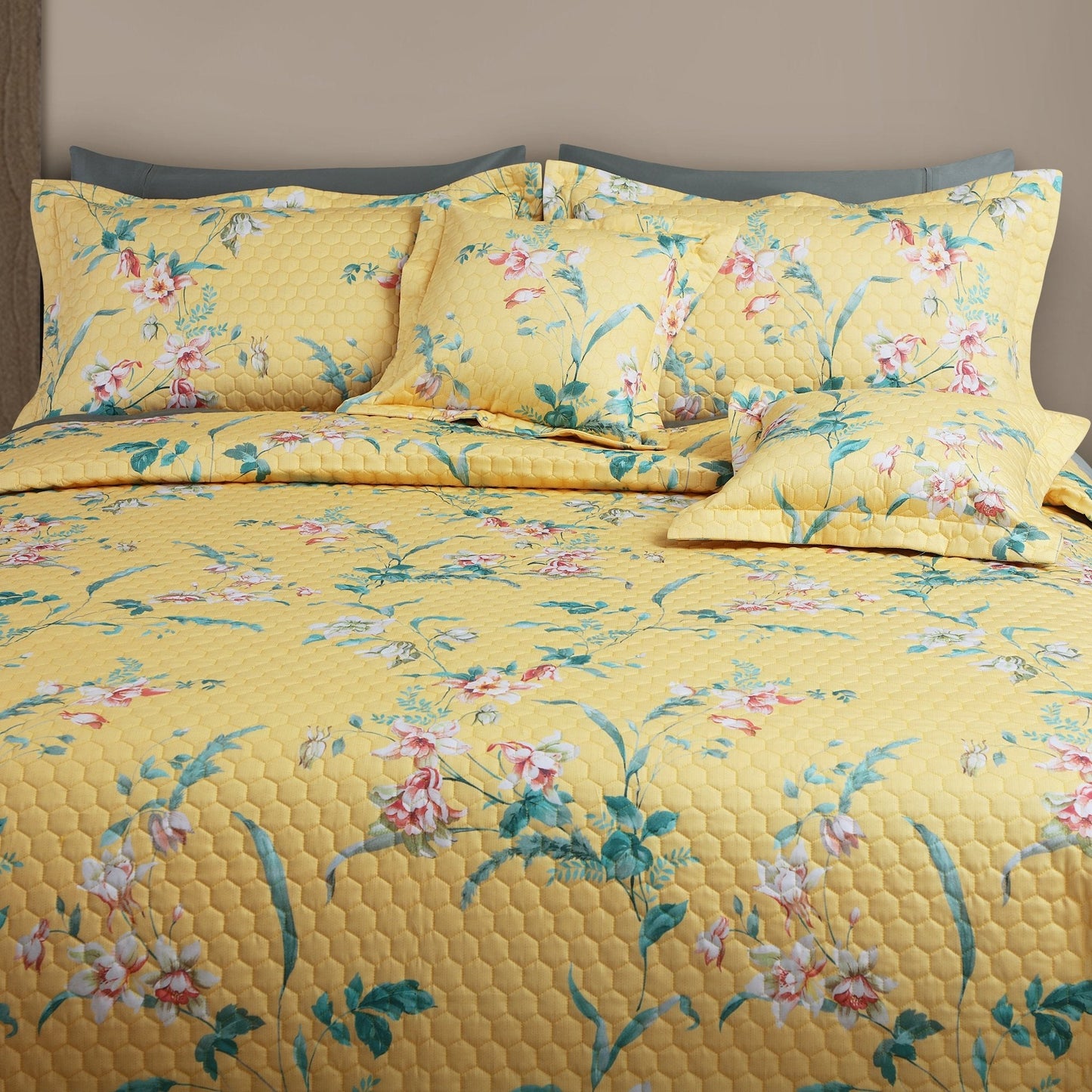 Yellow King Size 5 Piece Quilted Bedcover Set (100% Cotton)