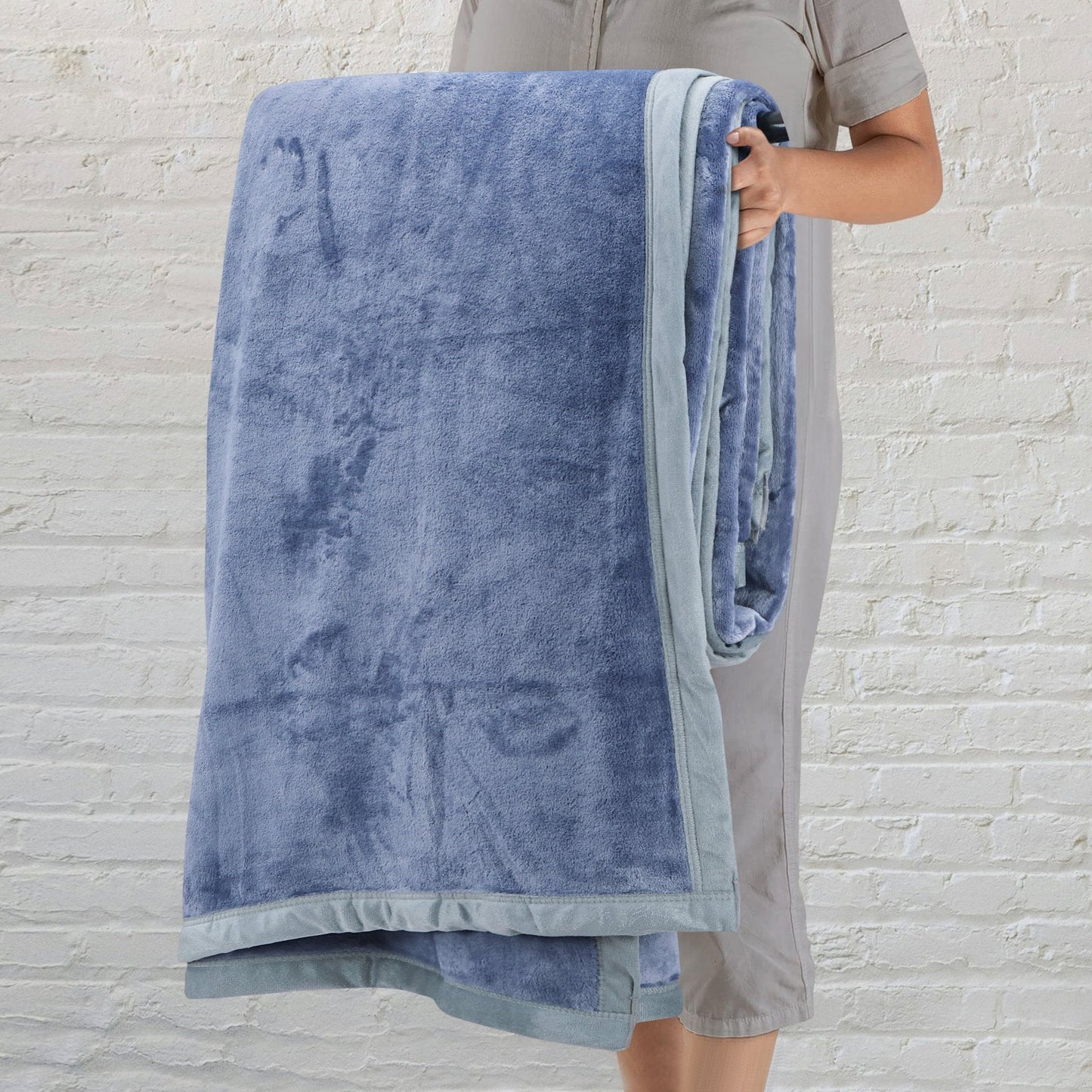 Solid Color Velventeen Blanket for Single & Double Bed – Ultra-Soft & Cozy