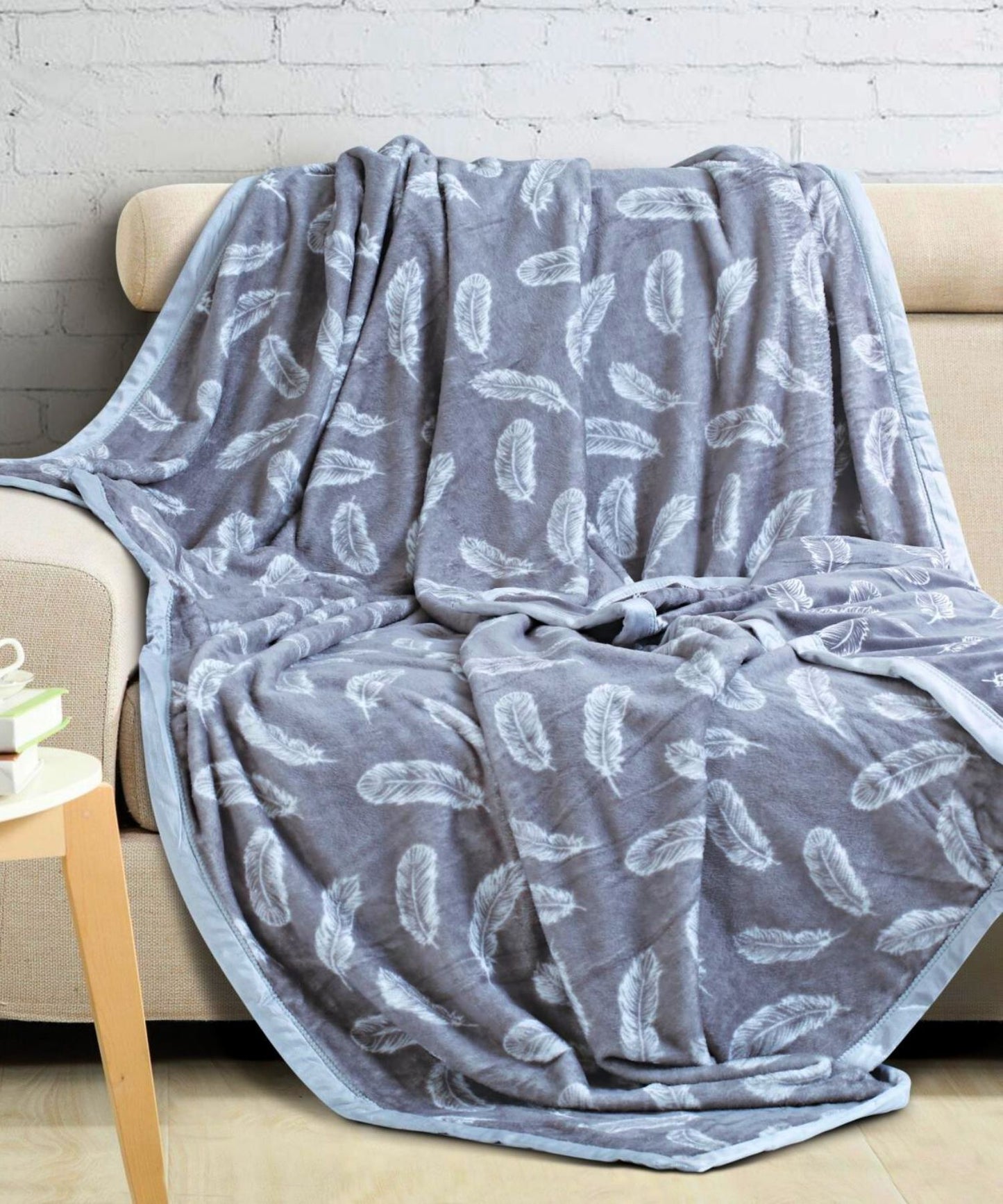 Velveteen blanket for Single & Double Bed – Leaves Design
