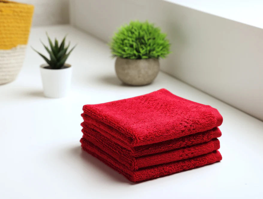SWIFT DRY Face Towel Set of 4 – 100% Cotton By Spaces