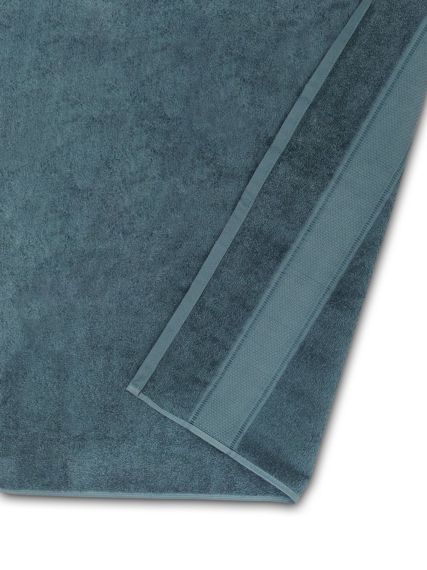 Soft Teal Cotton Bath Towel – Plush, Absorbent & Quick-Dry