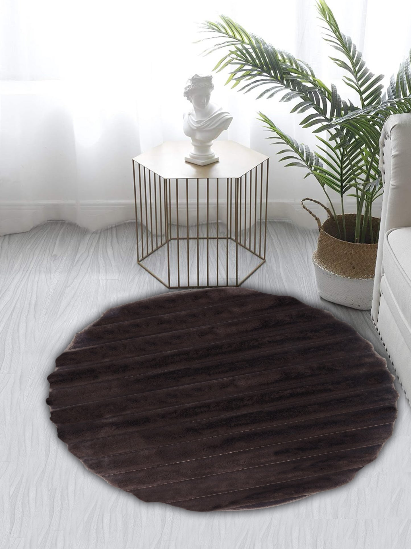 Dark Brown Faux Fur Round Rug – Plush, Modern Cozy Floor Accent