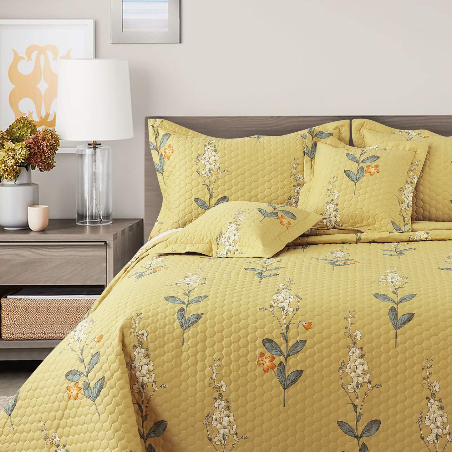 Yellow Botanical Cotton Quilted Bedcover Set – 5-Piece King Size Bedding