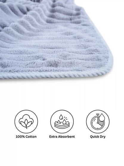 French Lilly Floral Ultra-Soft Bath Towel 