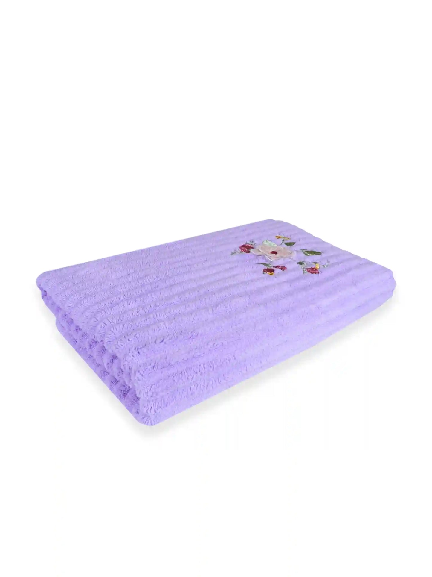 French Lilly Floral Ultra-Soft Bath Towel 
