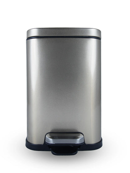 Eco-Friendly Step Trash Bin with Fingerprint-Resistant Finish