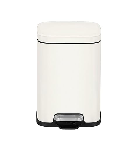 Eco-Friendly Step Trash Bin with Fingerprint-Resistant Finish