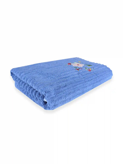 French Lilly Floral Ultra-Soft Bath Towel 