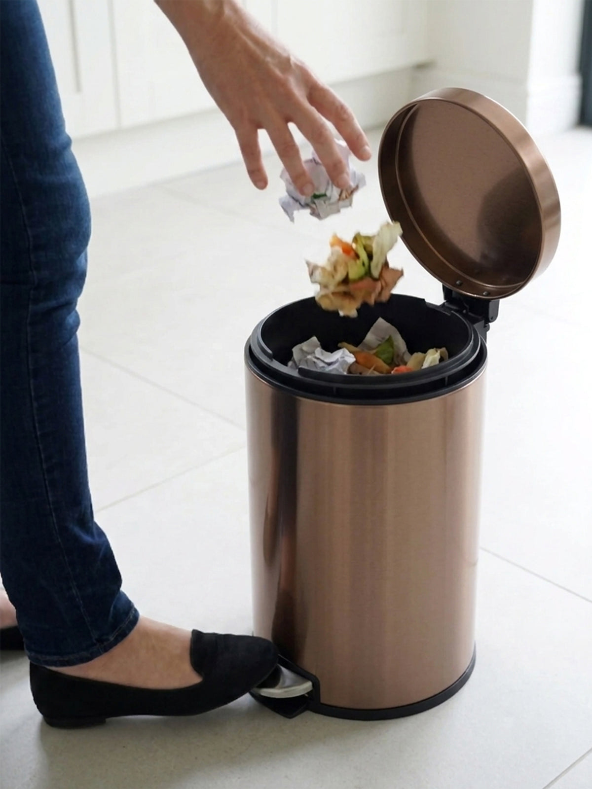 Soft-Close Step Trash Bin – Elegant & Functional Design