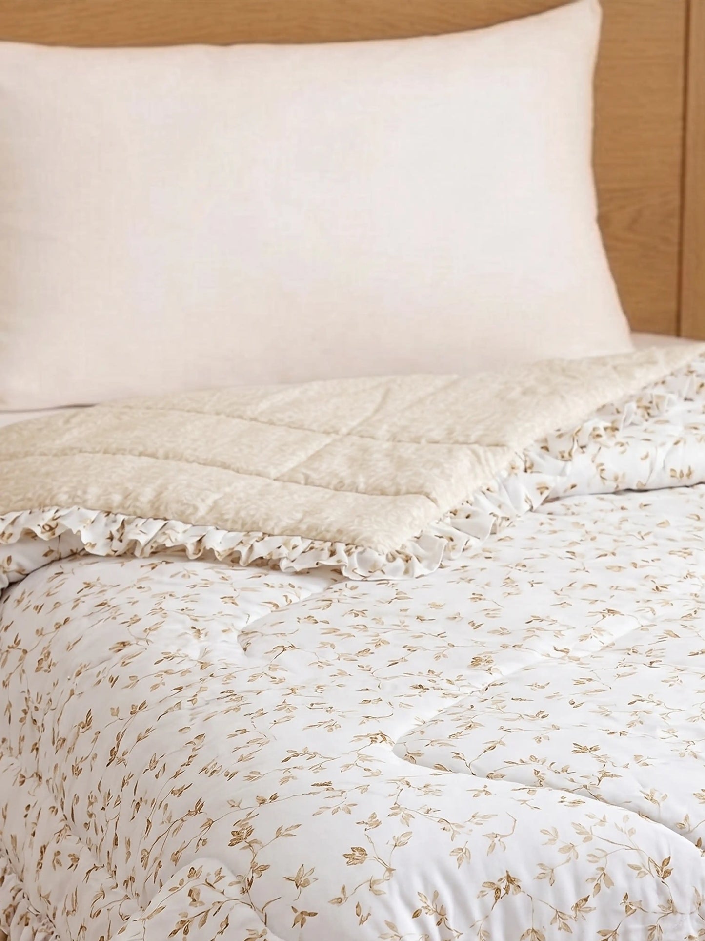 Metropolis Floral Lightweight & Ultra-Soft Single Bed Comforter Cum AC Blanket(60x90 Inch)