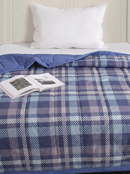 AC Comforter Soft Cotton Plaid Quilt Lightweight Blanket (220×240 cm)