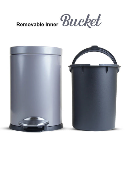Sleek Step-On Trash Bin – Smudge-Resistant Steel, Hands-Free Design