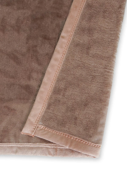 Atoz Home Decor Soft & Fluffy Single Plush Blanket – Light-Reflecting Velvet Fleece Bed Throw.