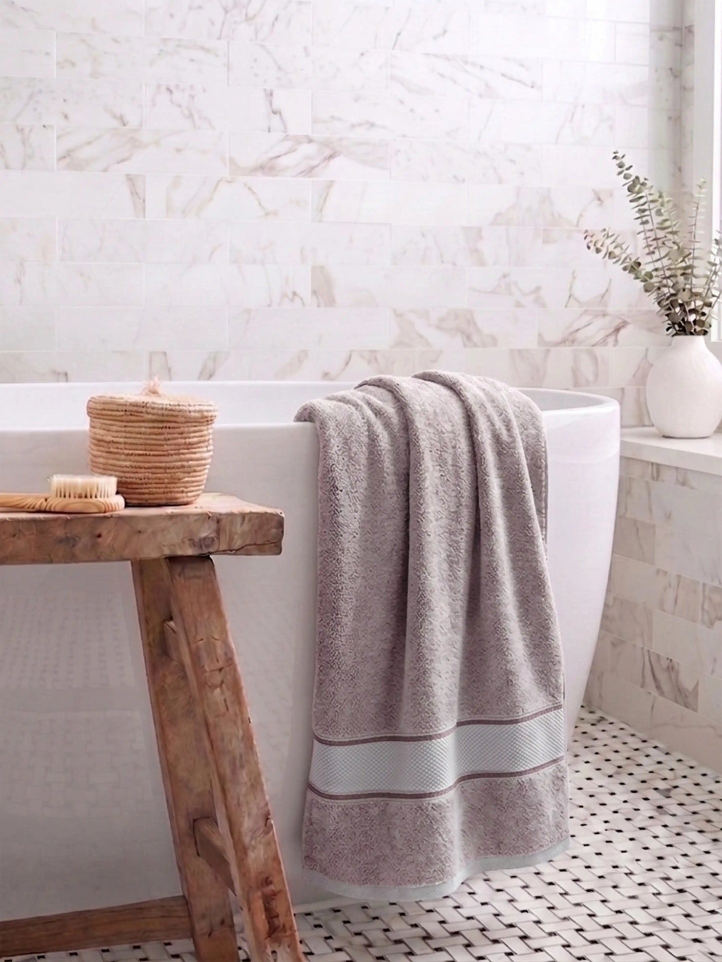 AtoZ Home Decor Bamboo Bath Towel | Highly Absorbent (75 x 150 CM)