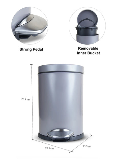 Sleek Step-On Trash Bin – Smudge-Resistant Steel, Hands-Free Design