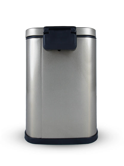 Eco-Friendly Step Trash Bin with Fingerprint-Resistant Finish