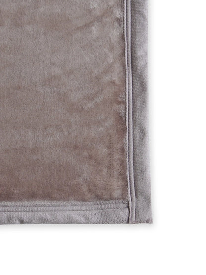 Atoz Home Decor Soft & Fluffy Single Plush Blanket – Light-Reflecting Velvet Fleece Bed Throw.