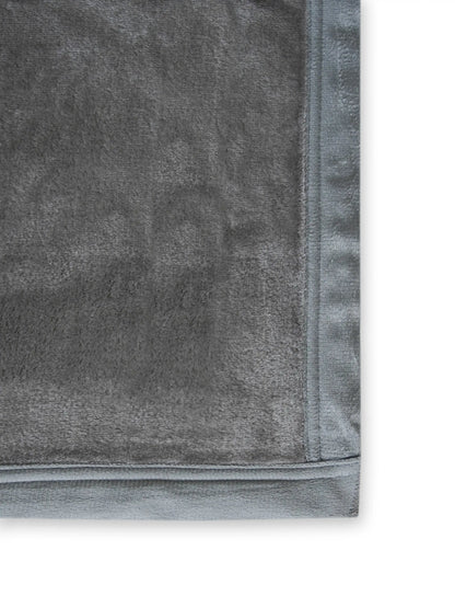Atoz Home Decor Soft & Fluffy Single Plush Blanket – Light-Reflecting Velvet Fleece Bed Throw.