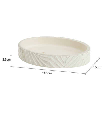 Ivory Leaf-Patterned Oval Resin Soap Dish – Elegant & Textured