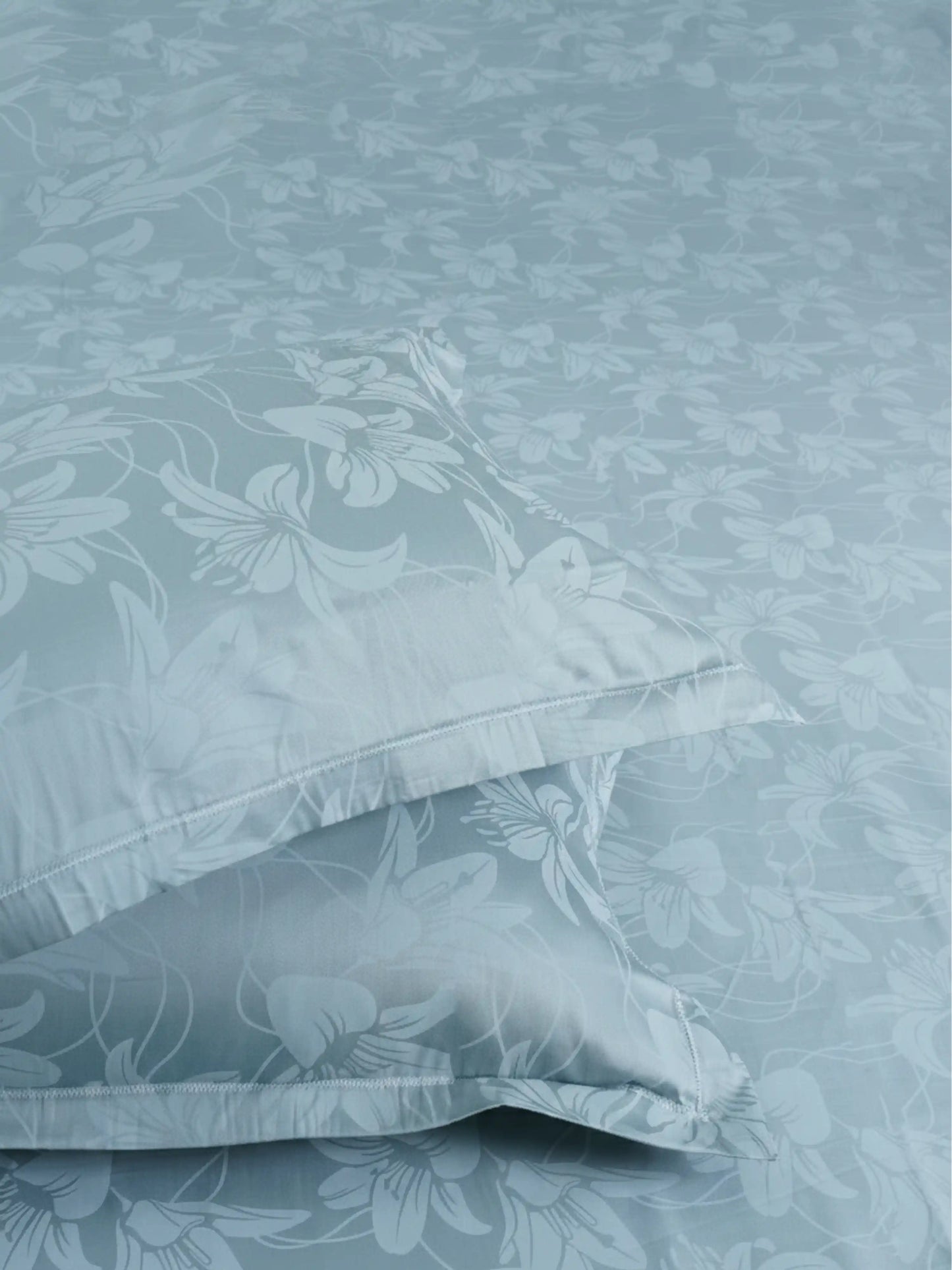 Soft Feel, Botanical Floral Lily King Bed Sheet Set – 100% Cotton (300 TC)