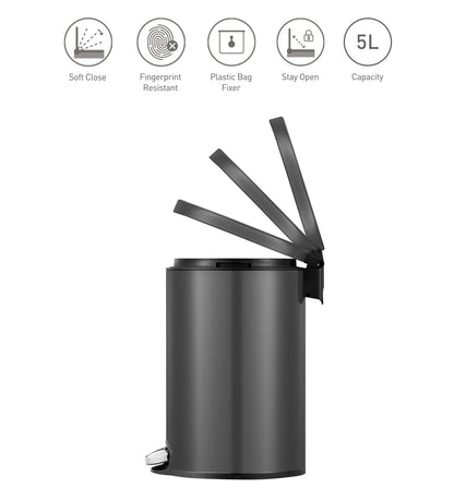 Soft-Close Step Trash Bin – Elegant & Functional Design