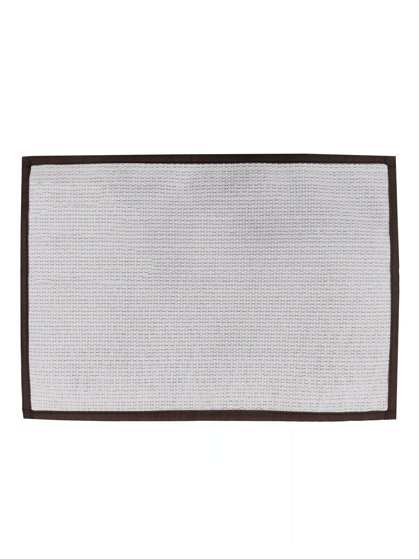 AtoZ Home Decor Anti-Skid Polyester Doormat (33 x 48 CM)