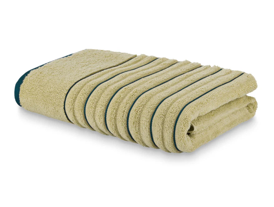Airy Cotton Towel – Soft & Absorbent