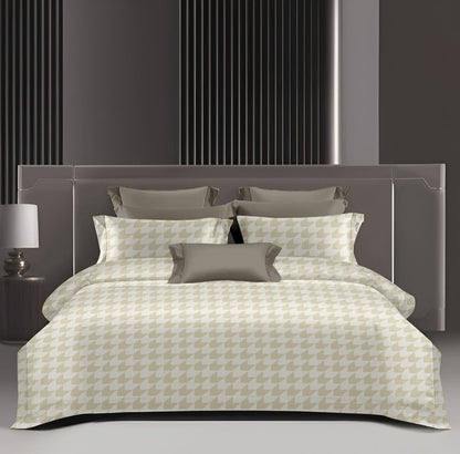 King Size 210 TC Cotton Bedsheet Set with Pillow Covers – Houndstooth Pattern