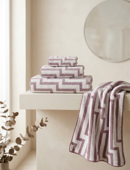 Stylla Moss 4-Piece Geometric Towel Set – Super Absorbent & Easy Dry