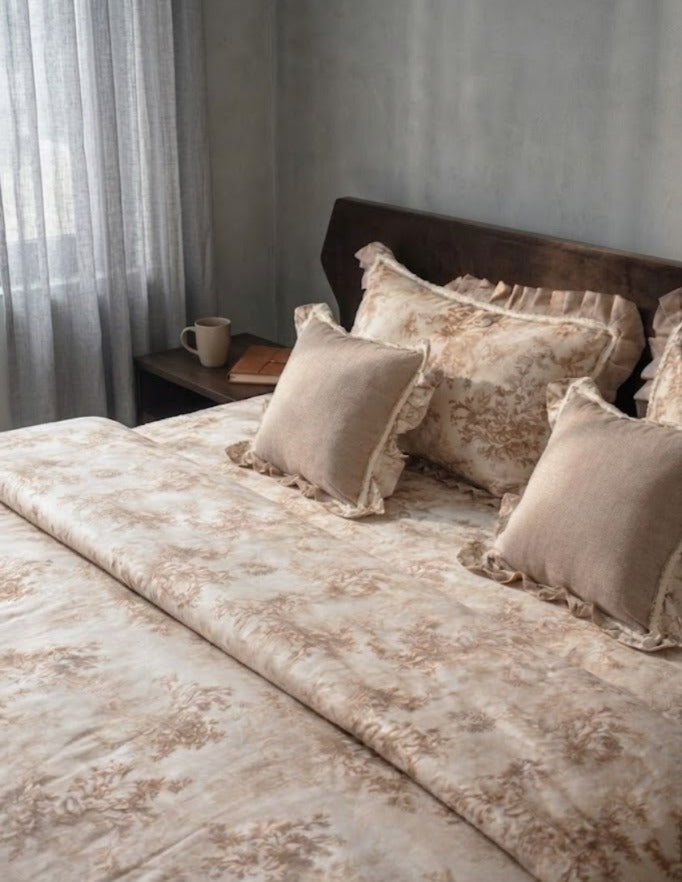 Stylla Premium 5-Piece Ruffle Bedsheet & Bedspread Set – Vintage Floral Print with Accent Cushions