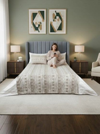 Soft Feel Brown Geometric Cotton King Bedsheet Set