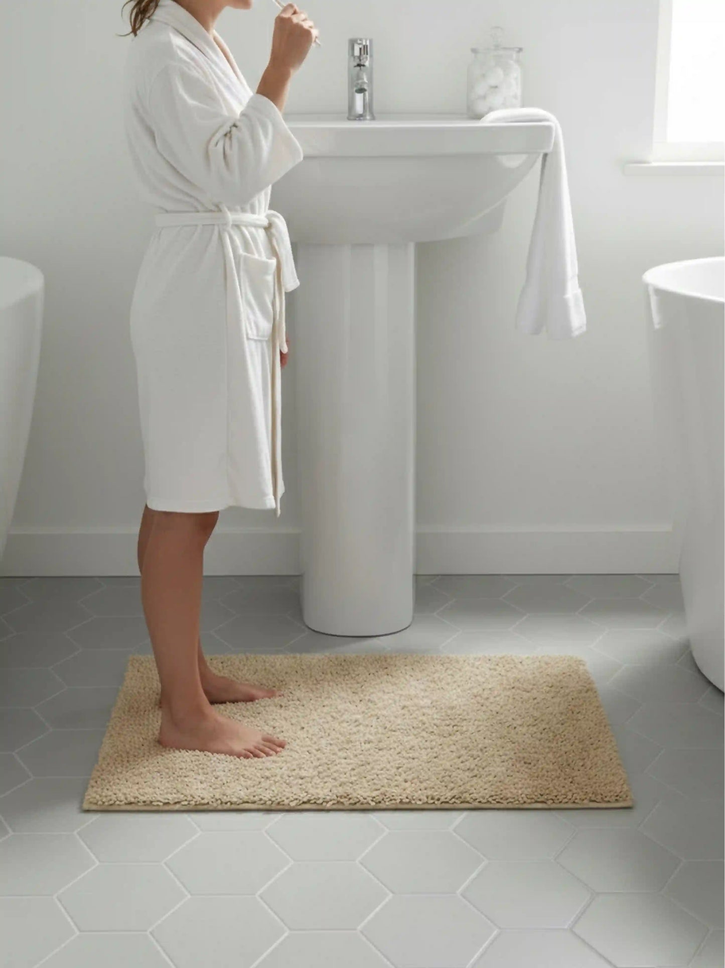 AtoZ Home Decor Premium Comfort Polyester Bath Mat (40x60)(50x80)