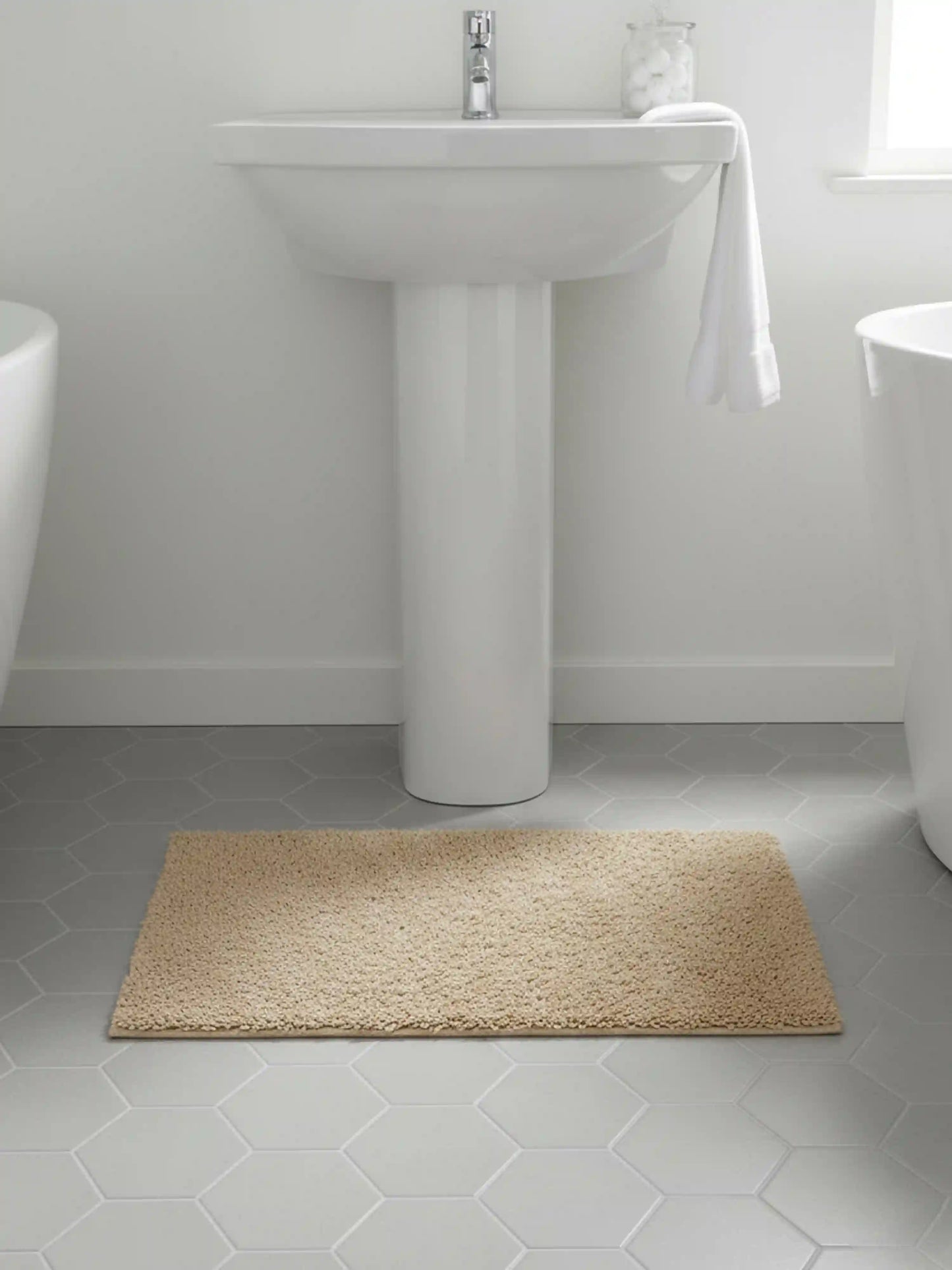 AtoZ Home Decor Premium Comfort Polyester Bath Mat (40x60)(50x80)
