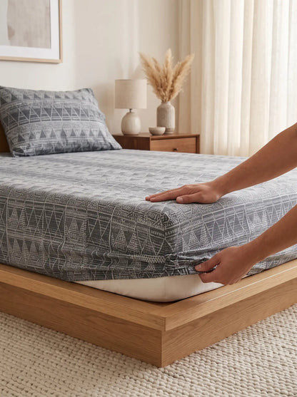 Soft Feel Geometric Dove Grey Cotton King Bedsheet