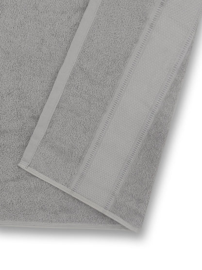 Soft Salmon Cotton Bath Towel – Plush, Quick-Dry & Absorbent