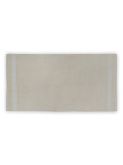 Soft Cream Cotton Bath Towel – Plush, Quick-Dry & Gentle Touch