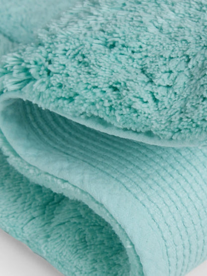 AtoZ Home Decor Hygro Cotton Bath Mat with multiple colours and size.