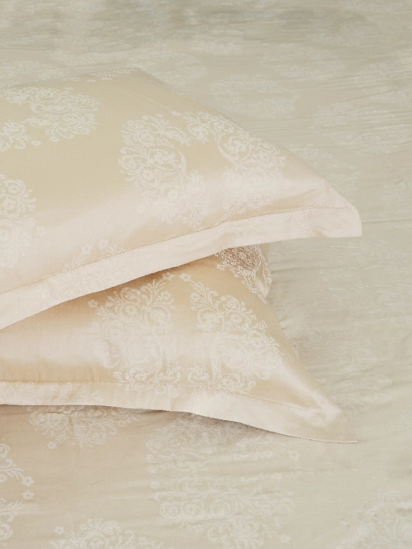 Soft Feel, Elegant Damask Floral King Bed Sheet Set – 100% Cotton (300 TC)