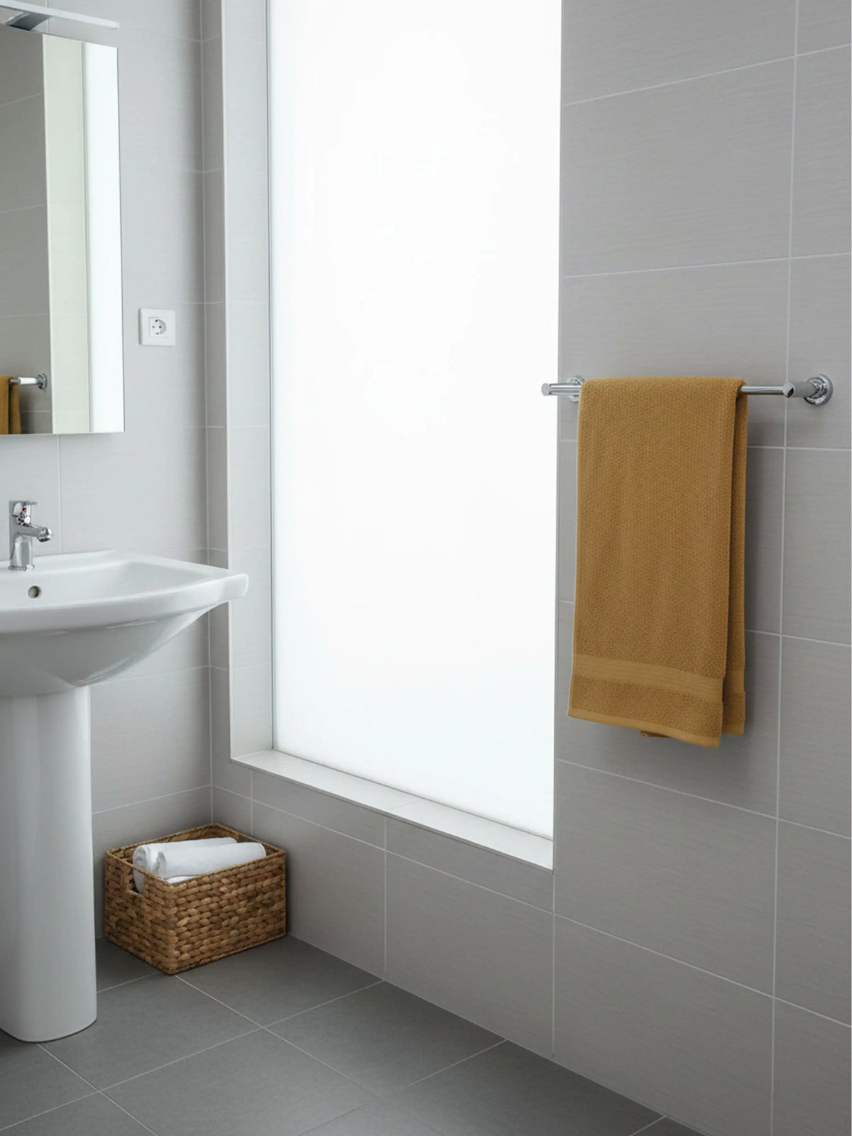 MyTRIDENT Everyday 100% Cotton Bath Towel (70 x 150 cm)