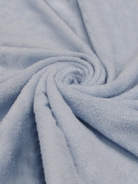 Soft Blue Cotton Bath Towel – Quick-Dry, Plush, and Gentle Touch