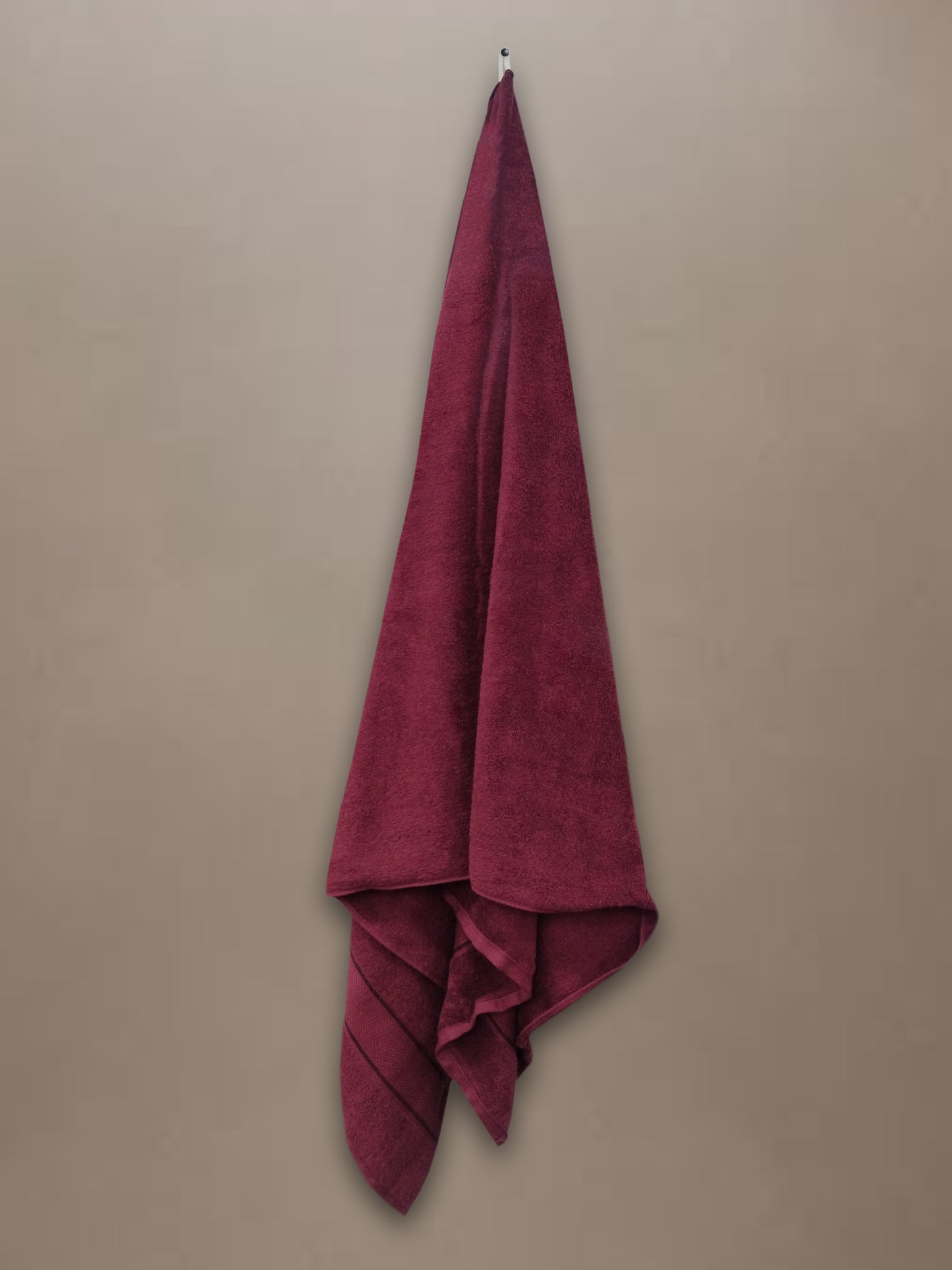 Soft Cabernet Cotton Bath Towel – Rich Colour, Plush & Quick-Dry