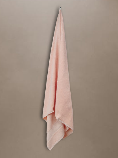 Soft Peach Cotton Bath Towel – Gentle, Plush & Quick-Dry