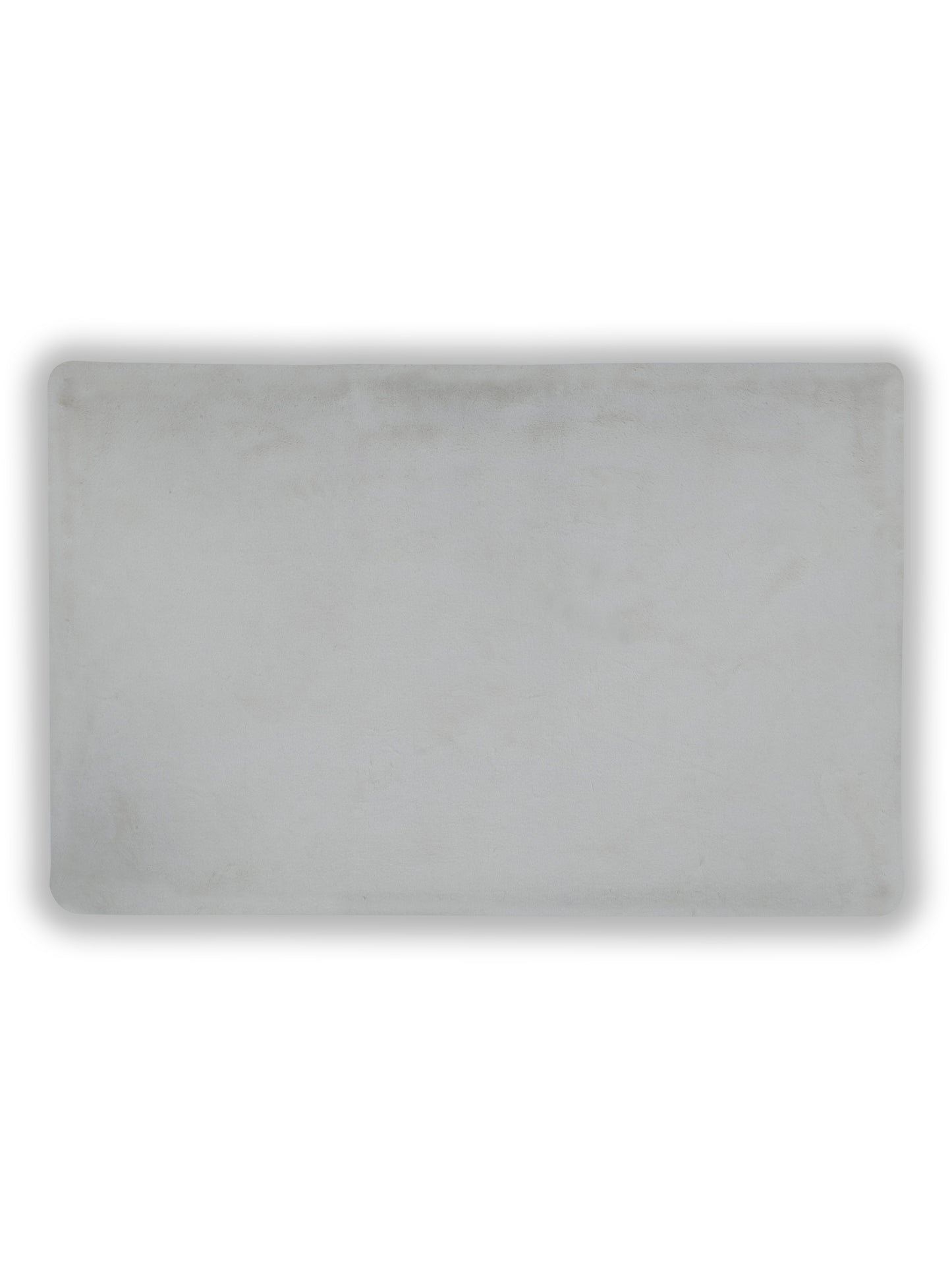 White Faux Fur Shaggy Carpet – Ultra-Soft Plush Texture – 2 Sizes