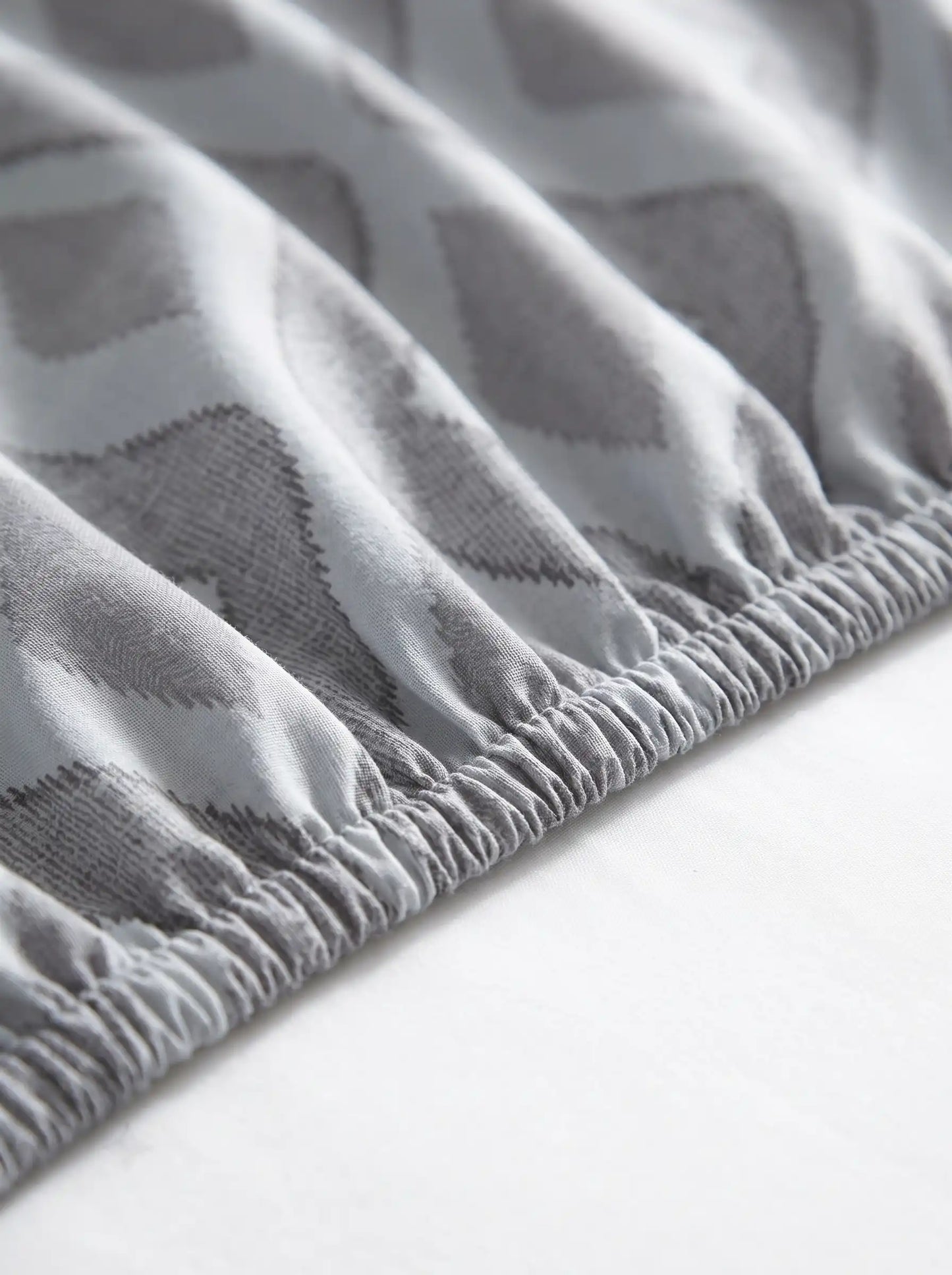 Soft Feel Taupe-Grey Geometric Cotton King Bedsheet Set