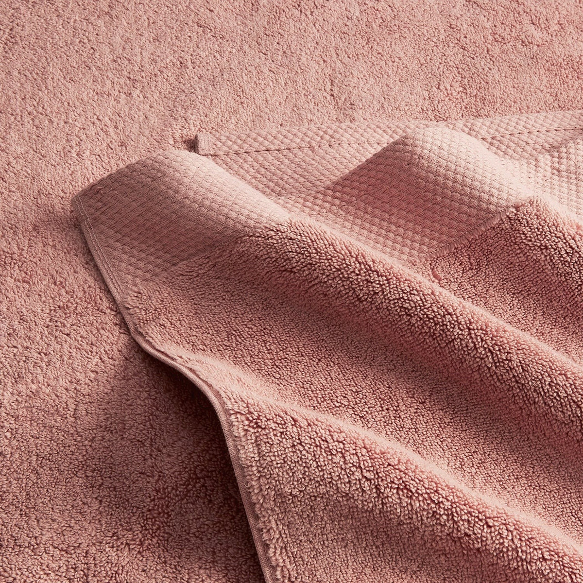 SPACES Luxury Eminence 100% Cotton Bath Towel (670 GSM | 75 cm x 150 cm) – Ultra-Soft & High Density