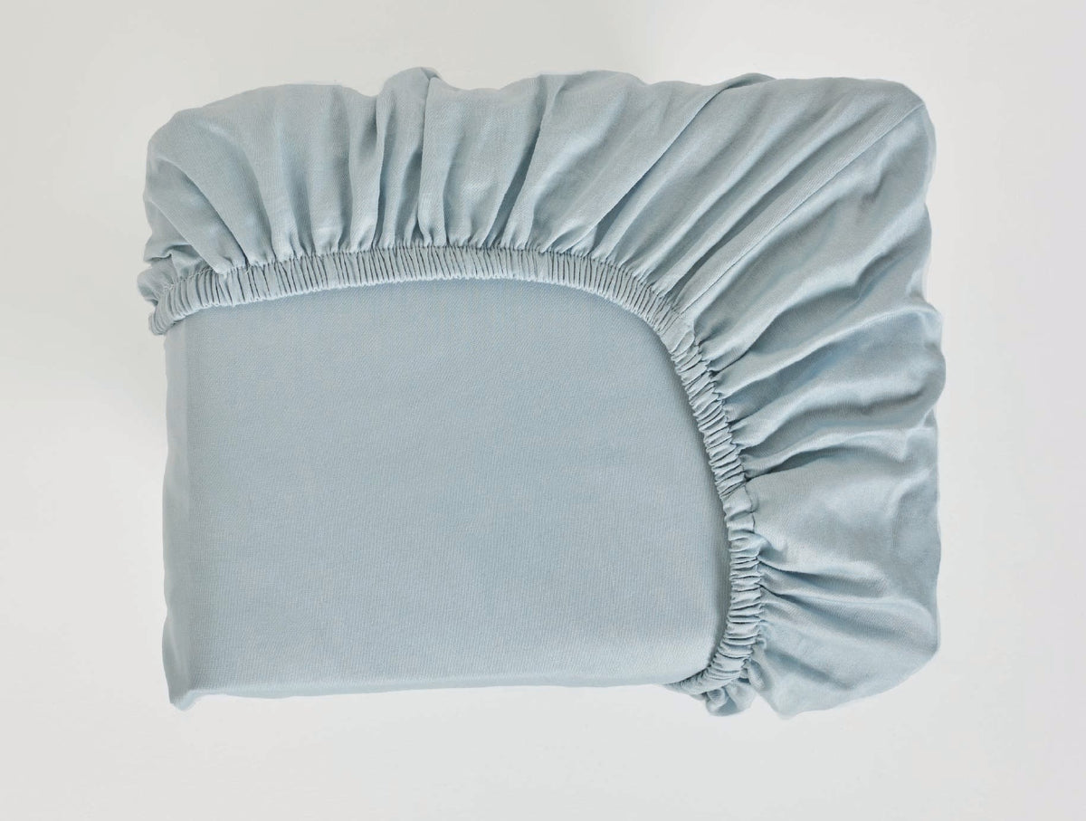 SPACES Aven Solid 100% Cotton 210 TC Large Fitted Bedsheet Set with 2 Pillow Covers (108 x 108 Inches)