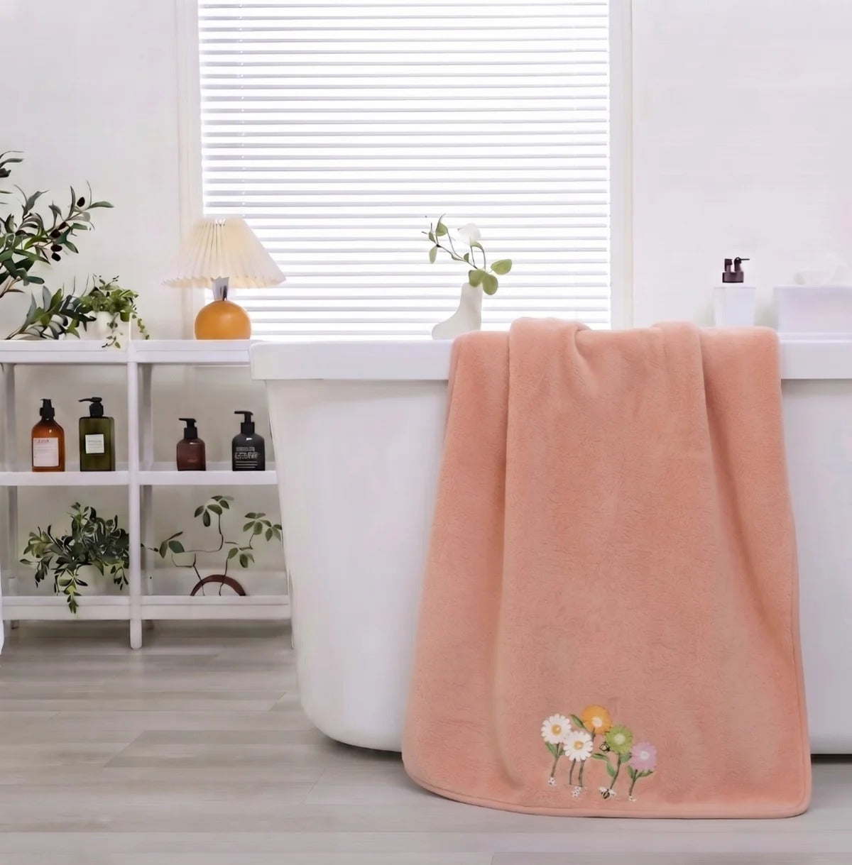 Stylla Candy Plush Kids Towel with Animal Embroidery | Highly Absorbent